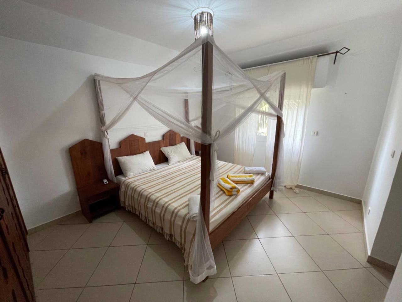 Agence Adjana Resort - Residence Du Port 3 Sali Tapé Dış mekan fotoğraf